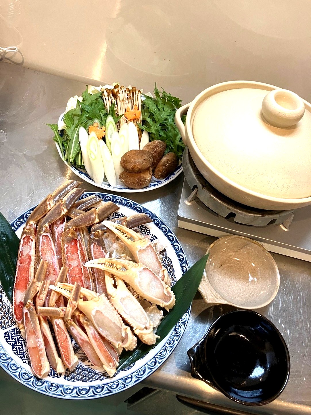 蟹鍋の準備